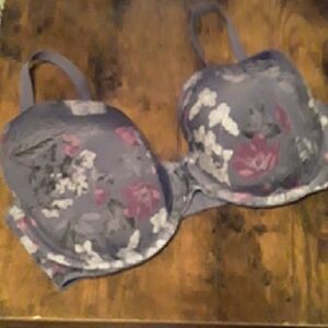 NWOT CACIQUE 38DD Beautiful Purple Floral Gorgeous Lightly Padded underwire Bra